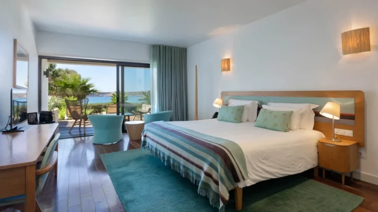 Martinhal Sagres Hotel Beach Room bedroom