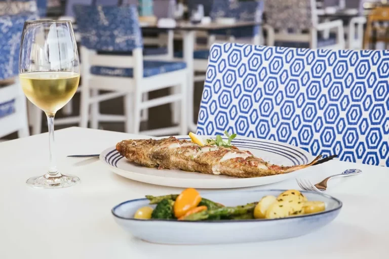 As Dunas restaurant - Grilled Fish from Costa Vicentina - Martinhal Sagres